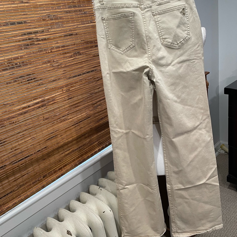 VIP JEANS - Picture 3 of 7